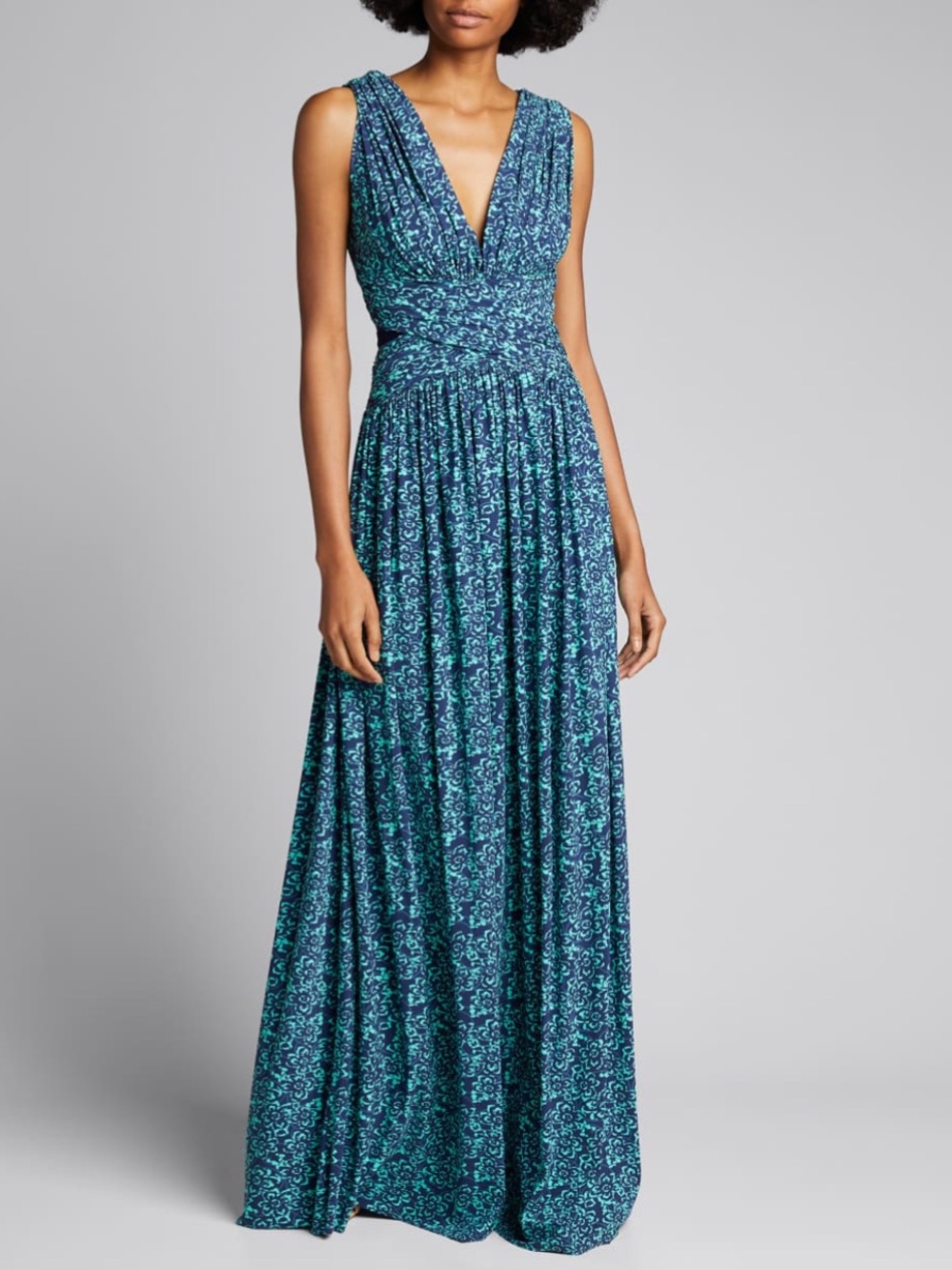 CHIARA BONI LA PETITE ROBE
V-Neck Sleeveless Flowy A-Line Dress